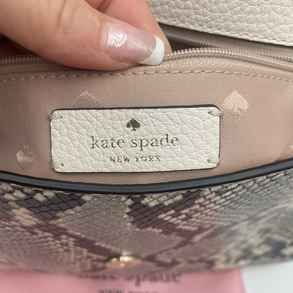 Kate Spade EUC - Picture 8 of 12